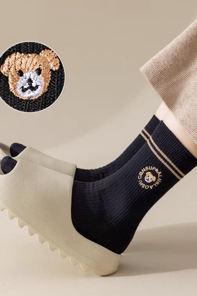 Women's Crew Socks Long Staple Cotton 5 Pairs Embroidered