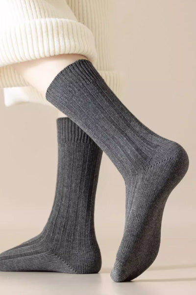 Women's Crew Socks Long Staple Cotton 4 Pairs Solid Color