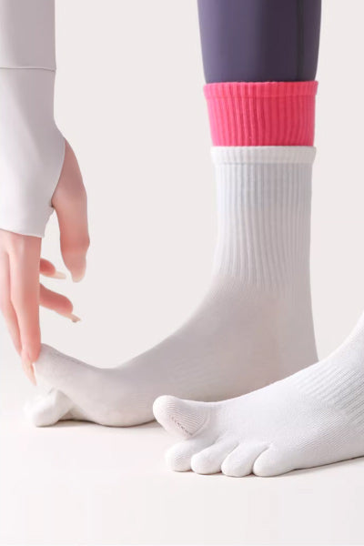 Women's Crew Sports Yoga Socks Long Staple Cotton 1 Pair Color Block Silicone Gripper Sole