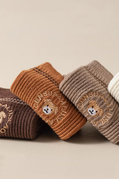 Women's Crew Socks Long Staple Cotton 5 Pairs Embroidered