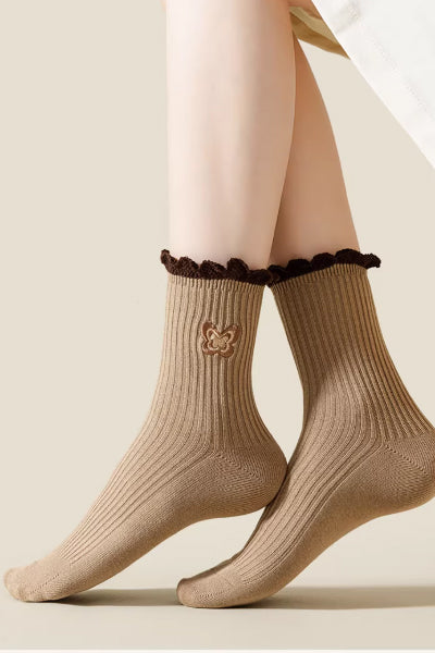 Women's Crew Socks Long Staple Cotton 4 Pairs Ruffled Embroidery