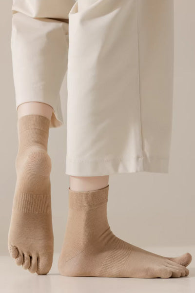 Women's Crew Socks Long Staple Cotton 4 Pairs Solid Color Five Finger Toe Socks