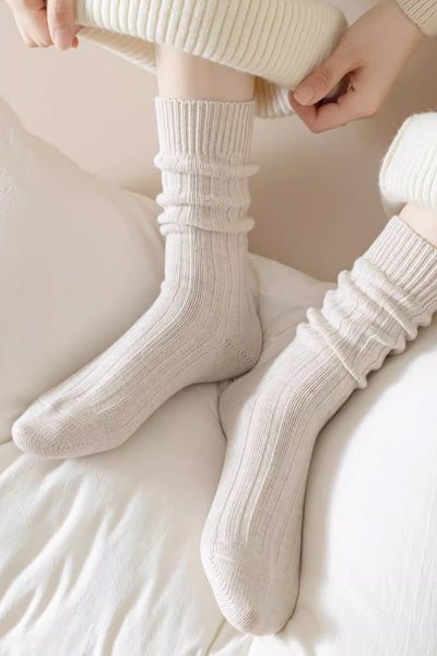 Women's Crew Socks Long Staple Cotton 4 Pairs Solid Color