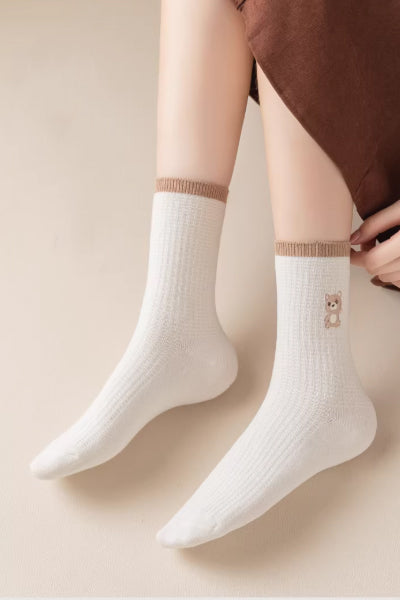 Women's Crew Socks Long Staple Cotton 5 Pairs Cartoon Embroidery