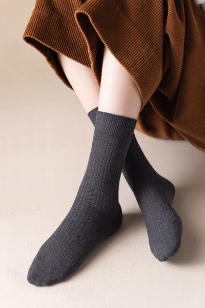 Women's Crew Socks Long Staple Cotton 5 Pairs Solid Color