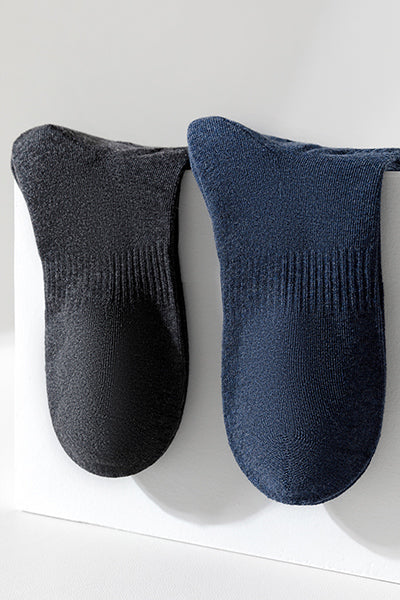 Men's Crew Socks Long Staple Cotton Winter Extra Thick Terry Lined 4 Pairs Thermal Solid Color