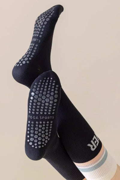 Women's Calf-Length Knee High Sports Yoga Socks Long Staple Cotton 1 Pair Silicone Gripper Sole