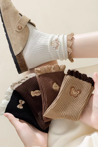 Women's Crew Socks Long Staple Cotton 4 Pairs Ruffled Embroidery