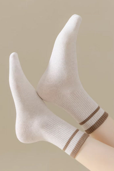 Women's Crew Socks Long Staple Cotton 5 Pairs Lace Solid Color