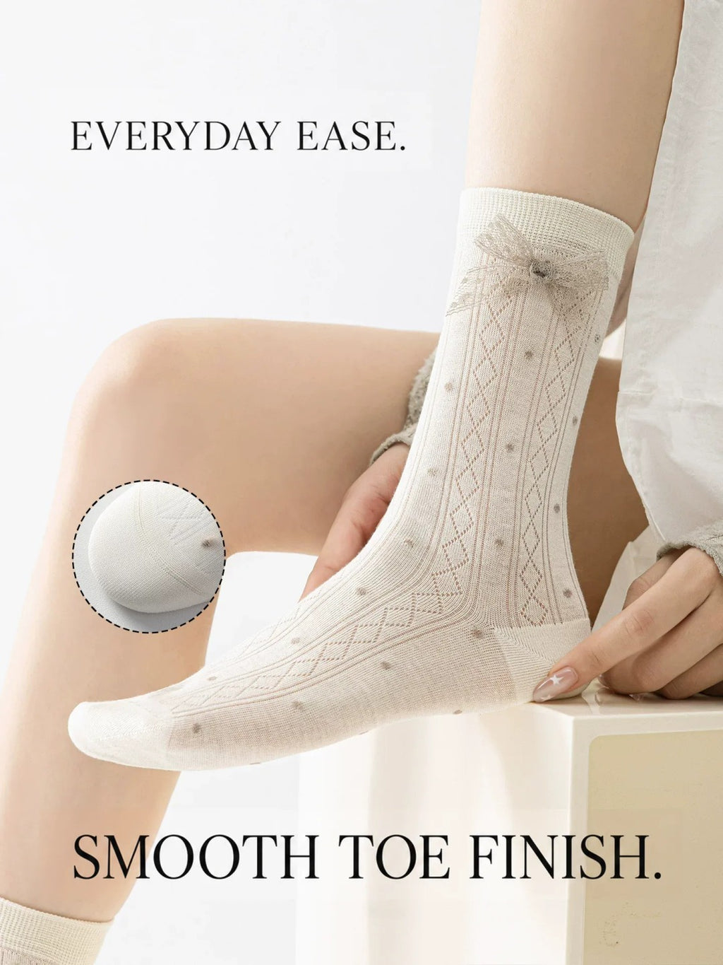 Beige bow-detail crew sock and toe finish