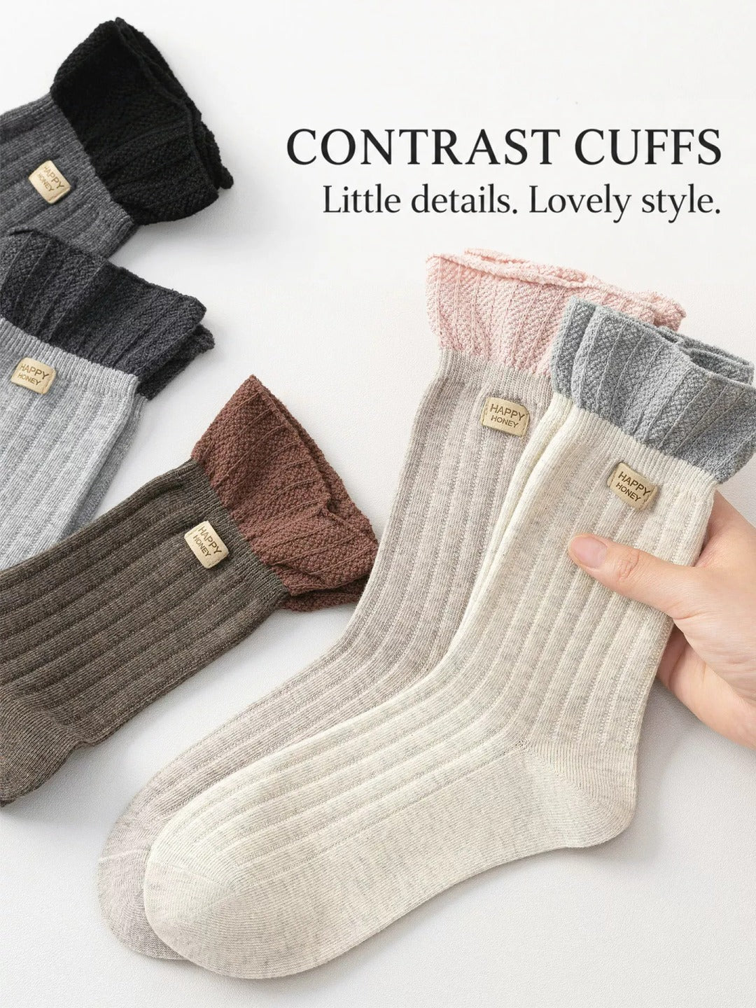 Women's ribbed socks with contrasting cuffs and woven labels