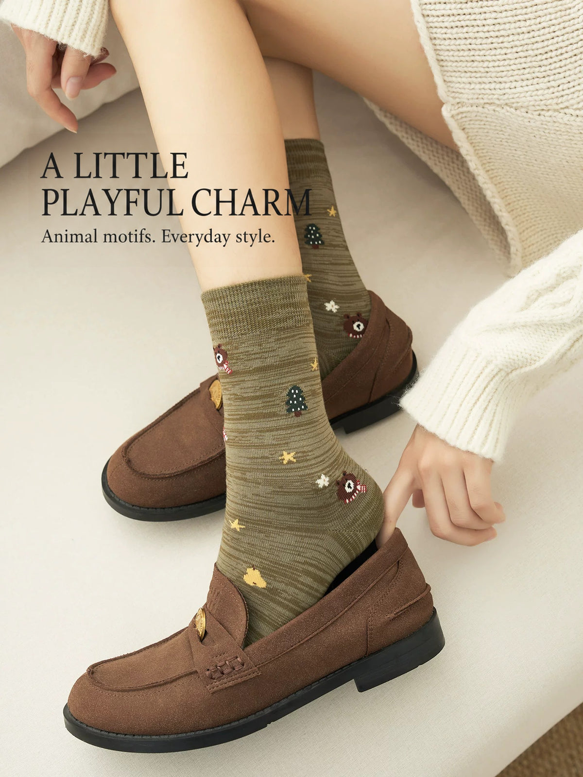 Women's illustrated cotton-blend crew socks — g5