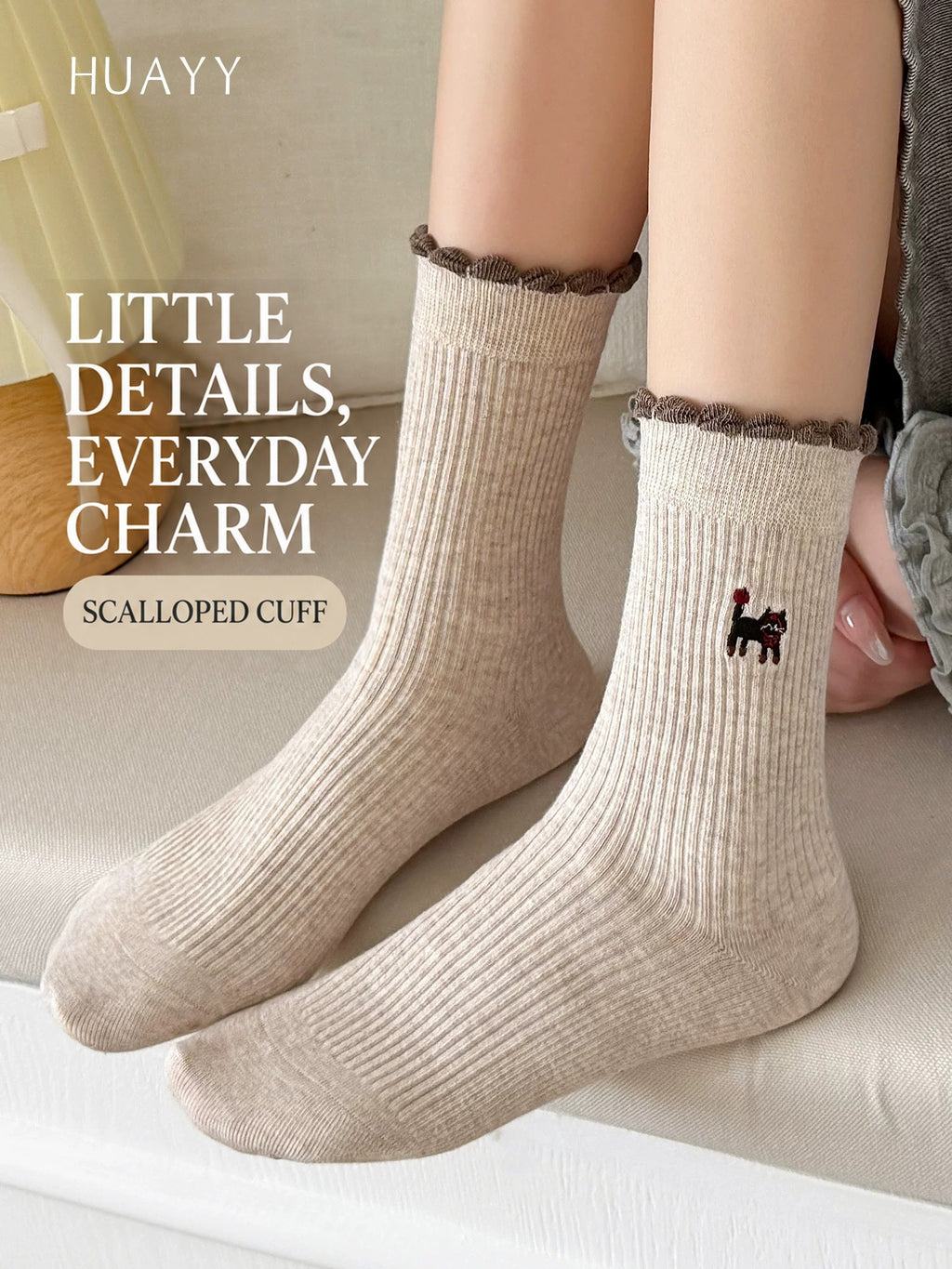 English main image 1 Scalloped embroidered cotton crew socks